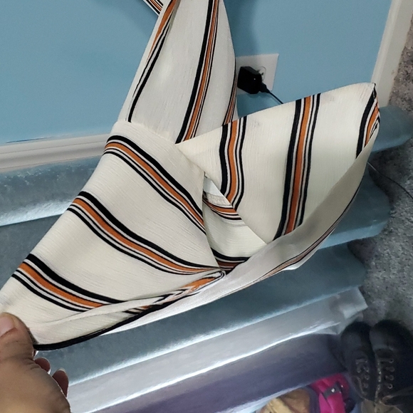 PRETTY LONG SLEEVE BLOUSE - Picture 3 of 5